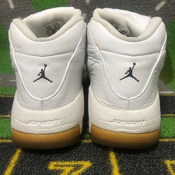 Nike Air Jordan Jumpman Turn 2 - Picture 4 of 13